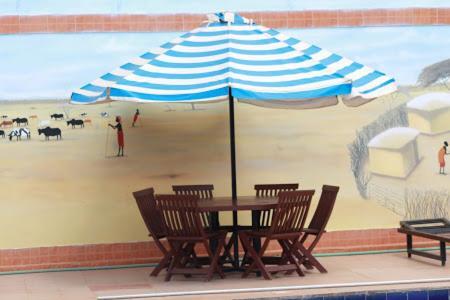 Miryams Village Inn Safari Lodge Sultan Hamud ภายนอก รูปภาพ