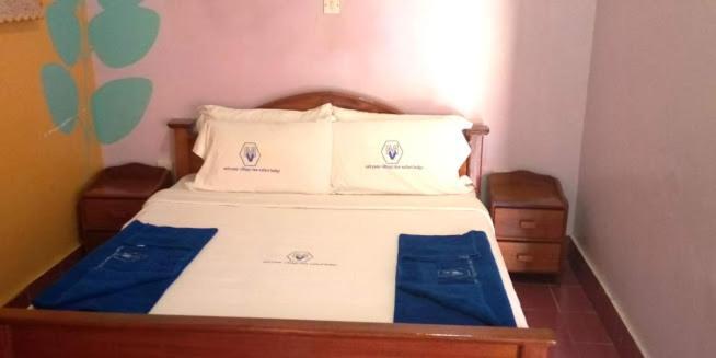 Miryams Village Inn Safari Lodge Sultan Hamud ภายนอก รูปภาพ